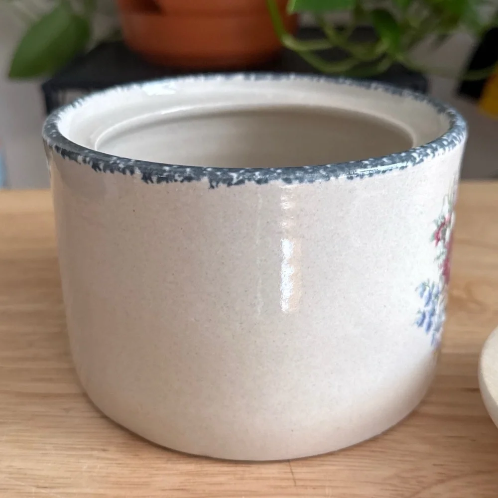 Home and Garden Party Stoneware Farmhouse Floral Pattern Butter Box With Lid